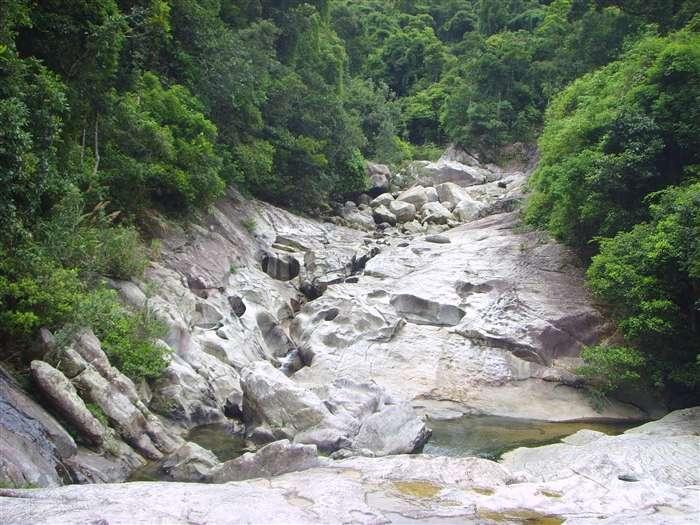 黎母山